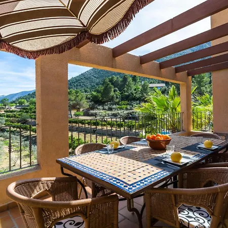 Tranquil Villa Stay, Murla Villa *