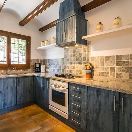 Villa Tranquil Stay, Murla